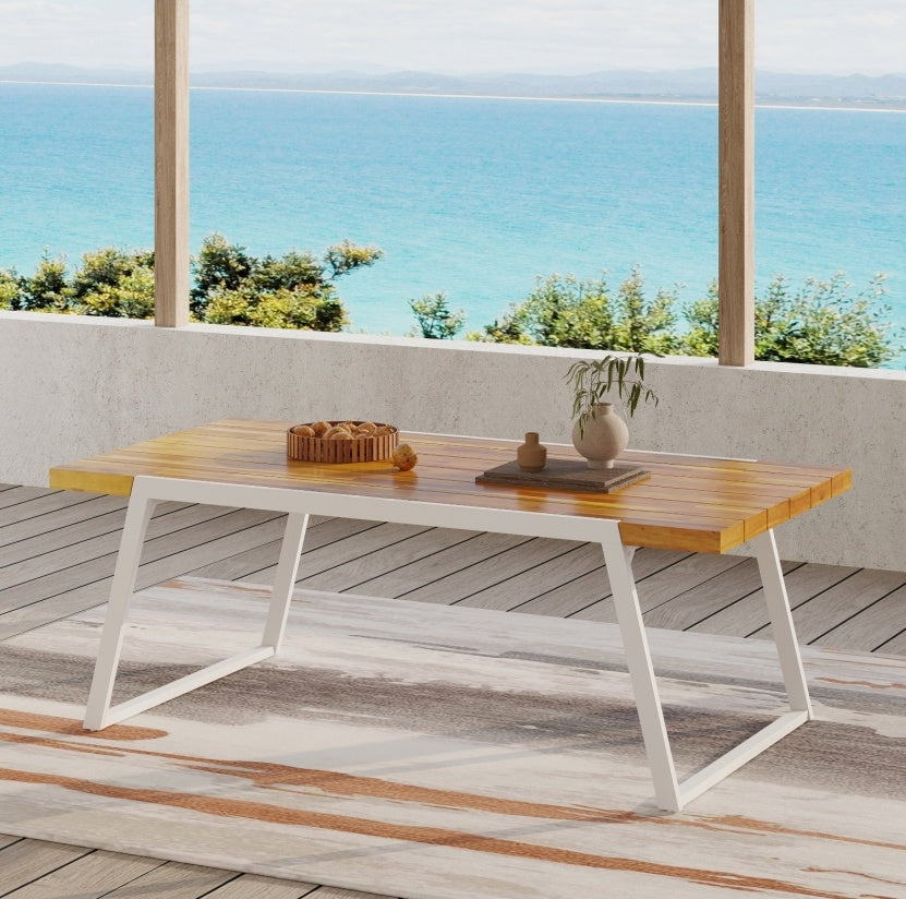 GAYLOR DINING TABLE