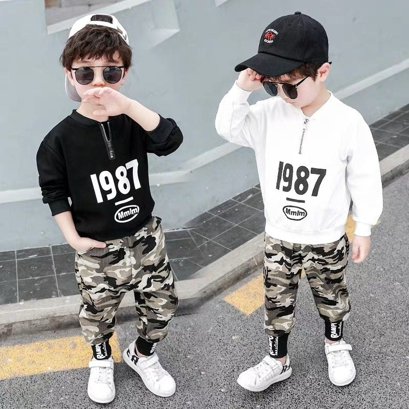 Children's camouflage suit